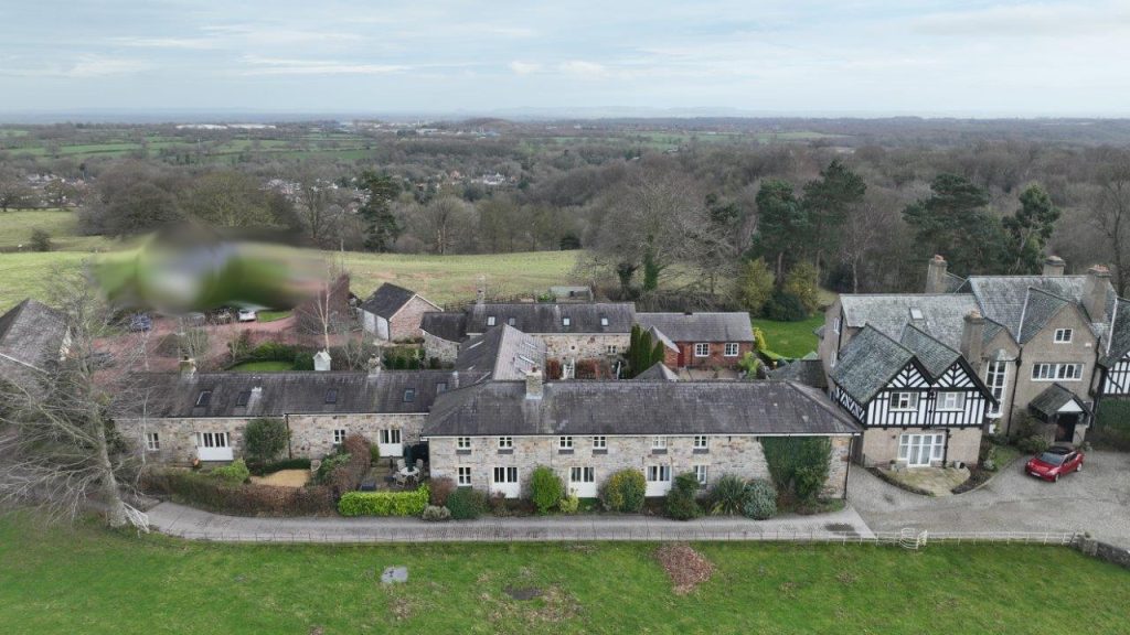 Cymau Lane, Cymau, Wrexham Town & Country