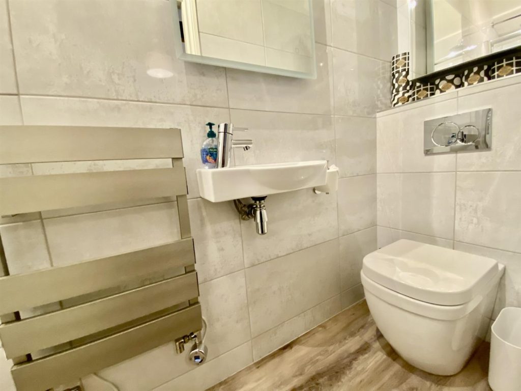 Cymau Lane, Cymau, Wrexham Town & Country