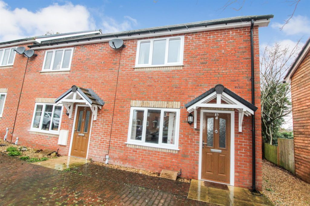 Brookfield Close, Weston Rhyn, Oswestry