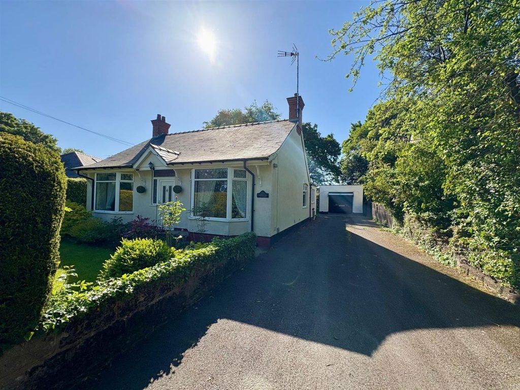 Rhos Avenue, Penyffordd