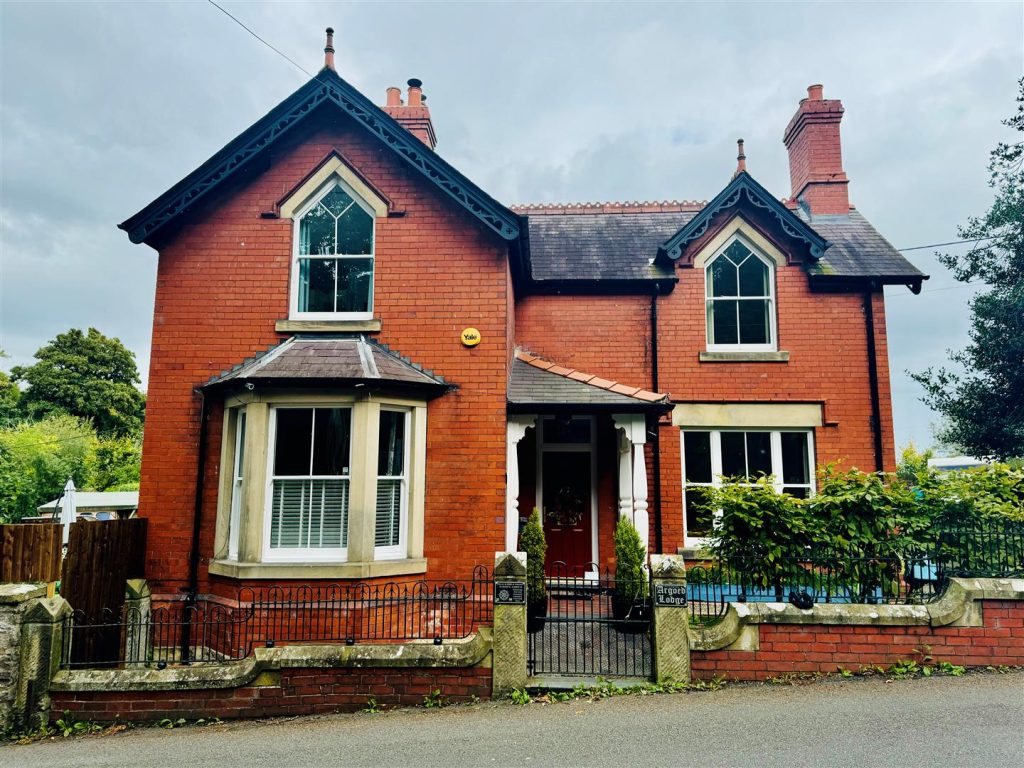 Gate Road, Froncysyllte, Llangollen