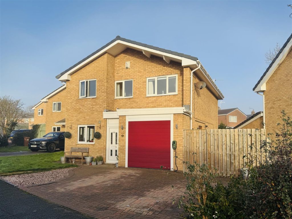 Eccleston Road, Higher Kinnerton, Chester