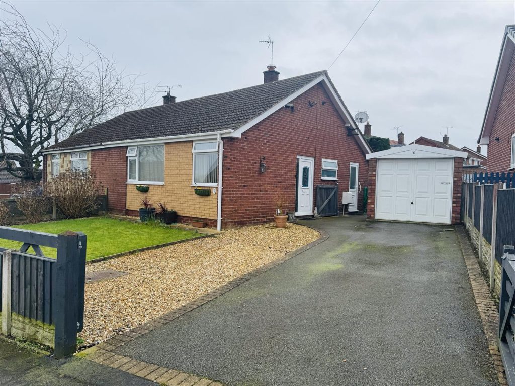 Elwyn Drive, Marchwiel, Wrexham