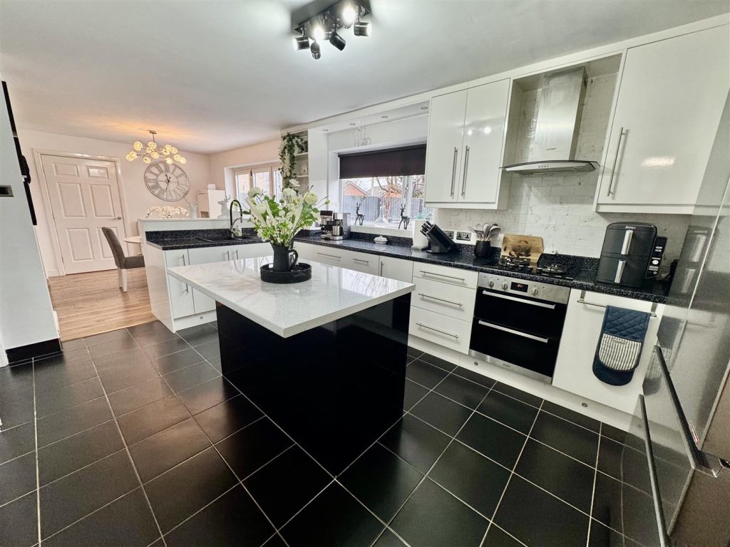 Old Mold Road, Gwersyllt, Wrexham
