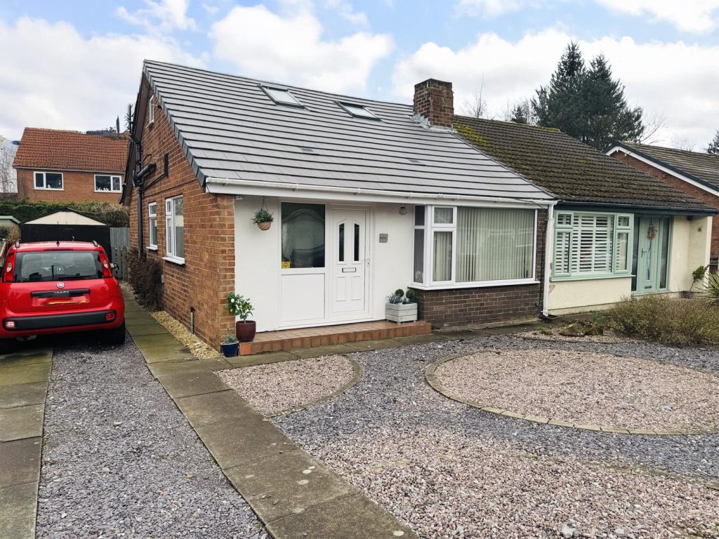 Whiteway Drive, Gresford