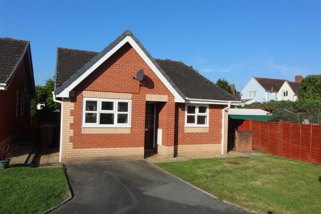 Aspen Court, Weston Rhyn
