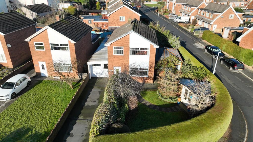 Heol Caradoc, Coedpoeth, Wrexham