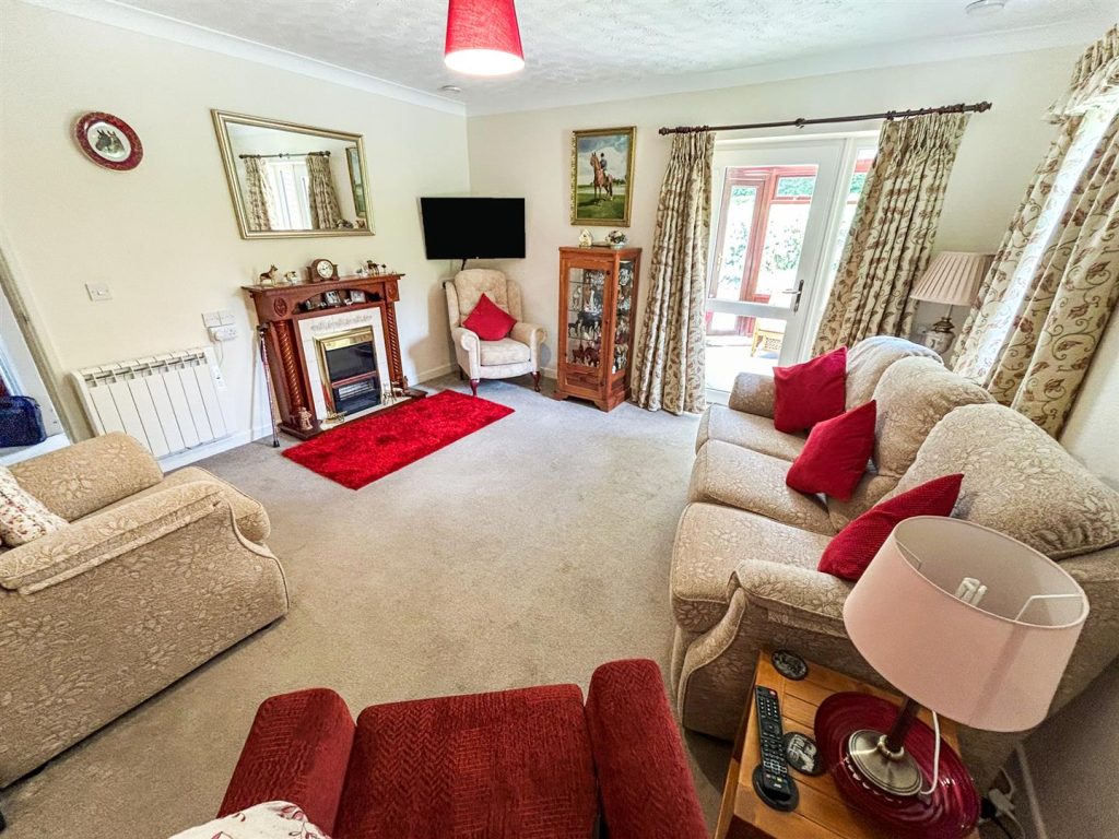 Meadowbrook Court, Gobowen