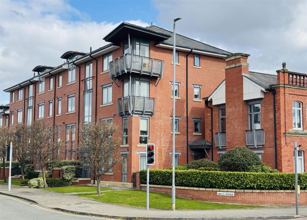 Walls Avenue, Chester