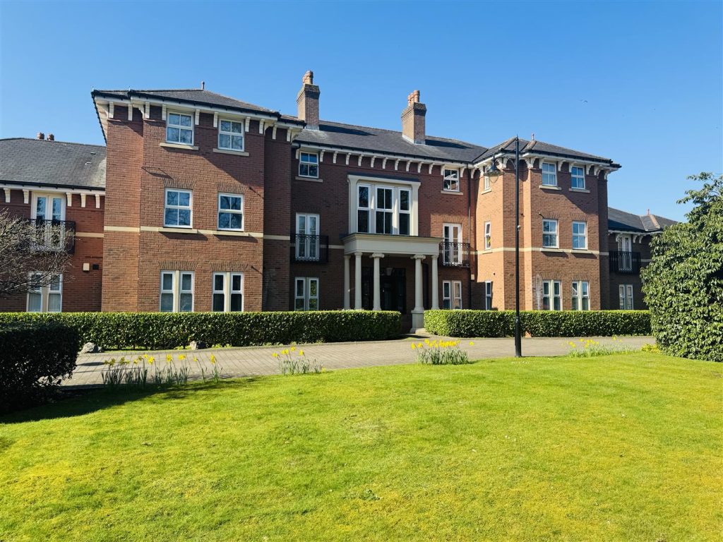 The Beeches, Upton, Chester