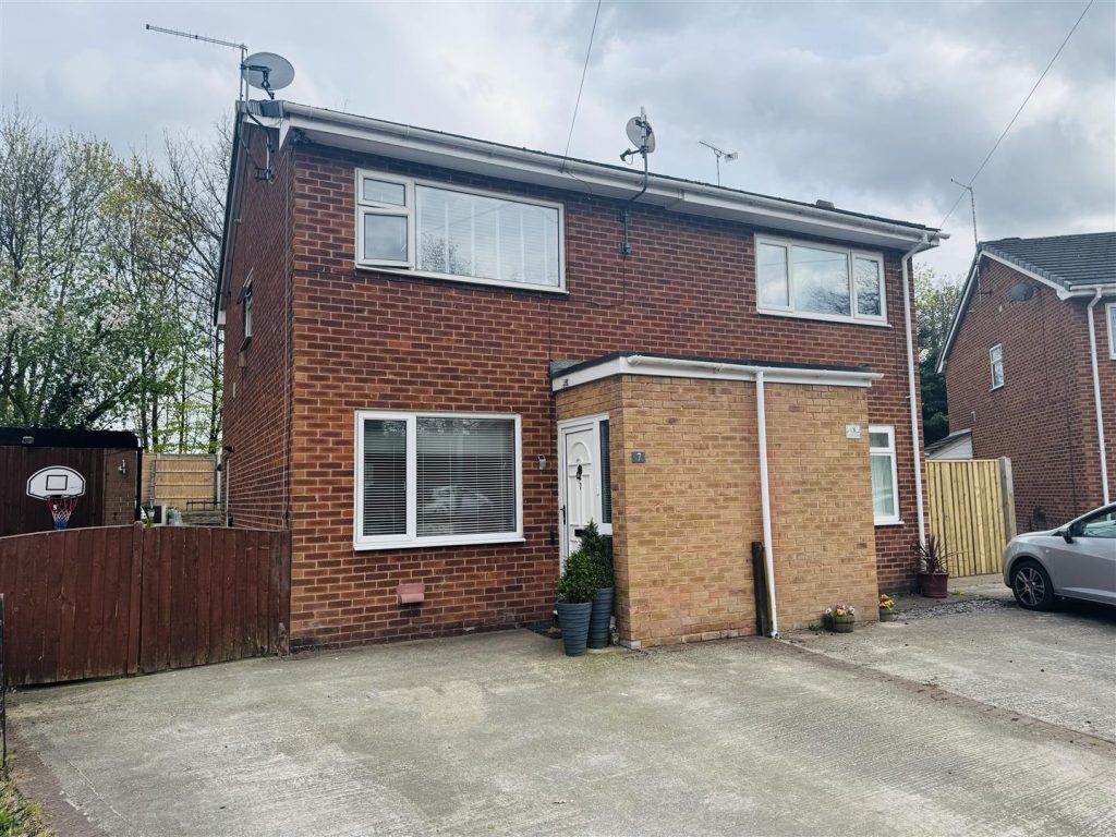 Alyn Close, Pandy, Wrexham