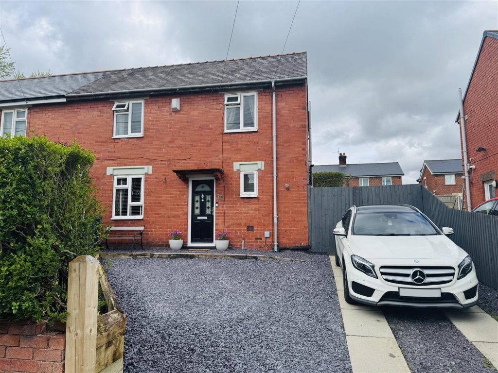 Ffordd Gwynedd, Rhosllanerchrugog, Wrexham