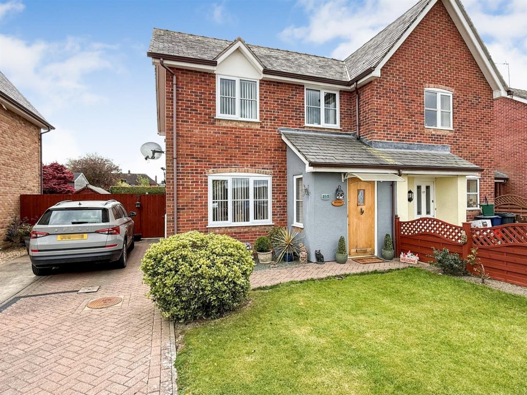 Orchard Croft, Llandrinio