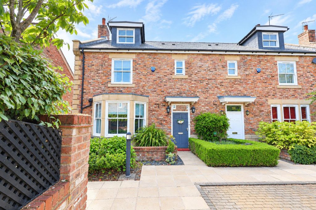 Strathalyn, Rossett, Wrexham