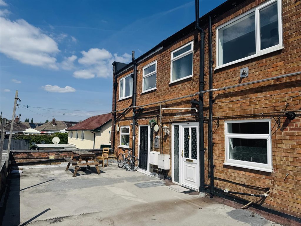 Dicksons Drive, Newton, Chester