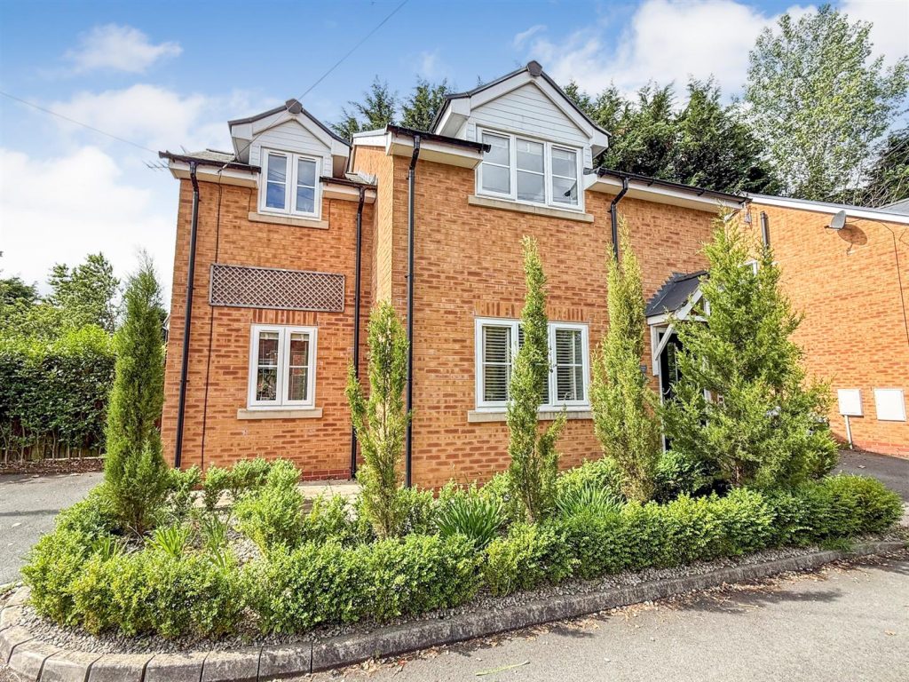 Baytree Close, St. Martins