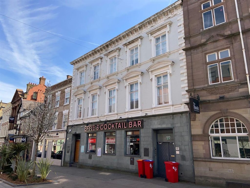 Flat 4 High Street, Wrexham