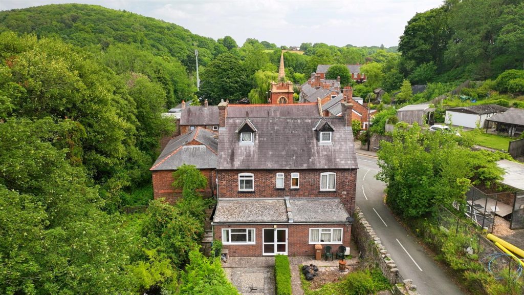 Alyn Crescent, Caergwrle, Wrexham