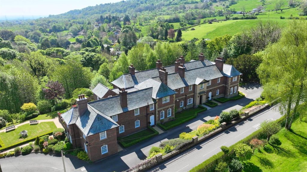 Pen-Y-Nant, Church Road, Minera