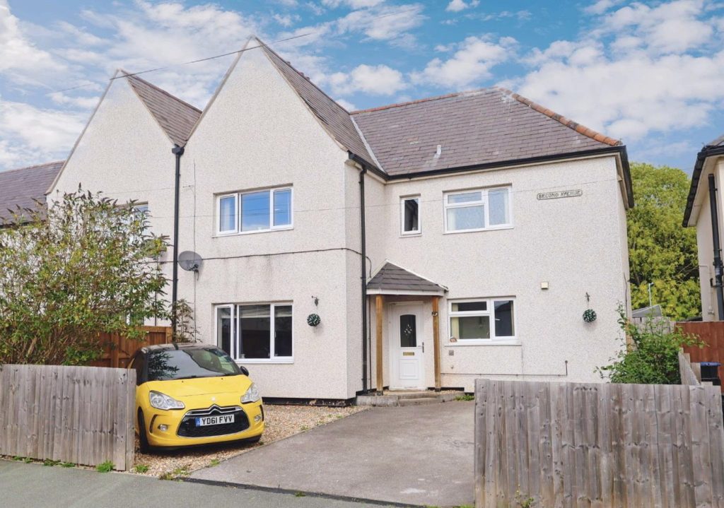 Second Avenue, Llay, Wrexham