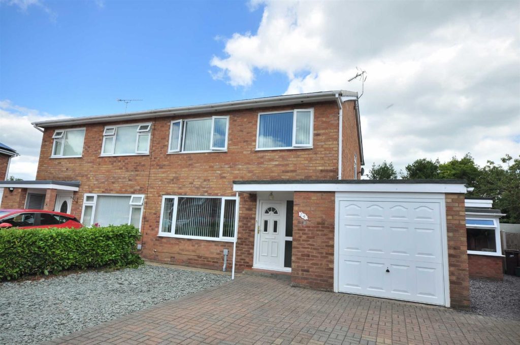 Wyndham Drive, Cefn Y Bedd