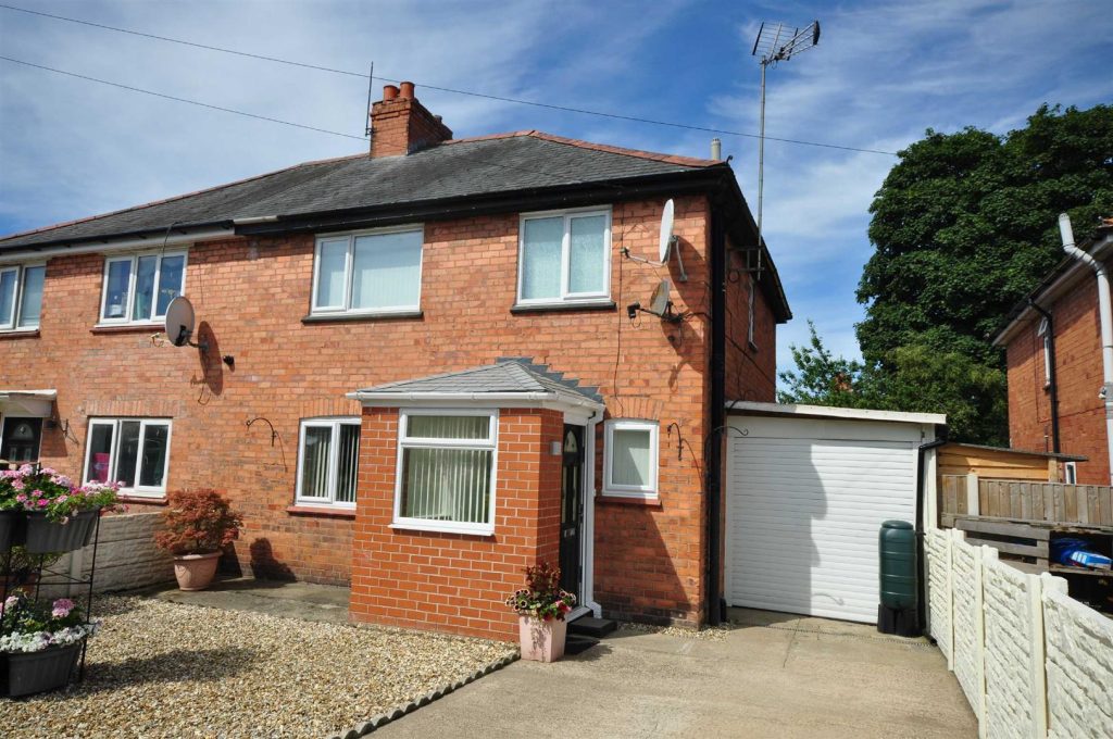 Grange Avenue, Rhosddu, Wrexham