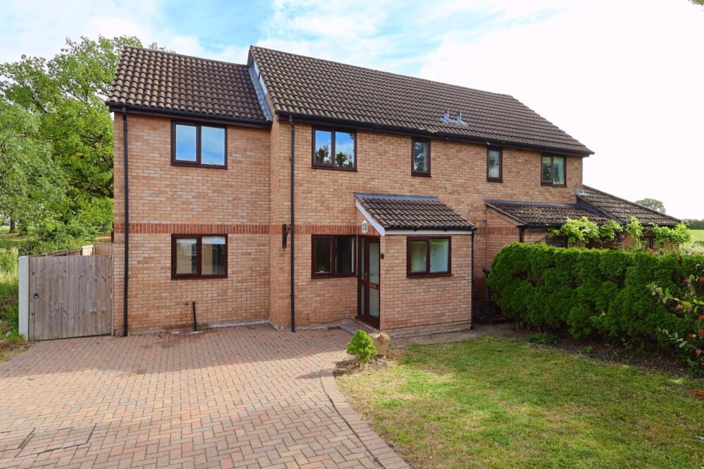 Castlefields, Tattenhall, Chester