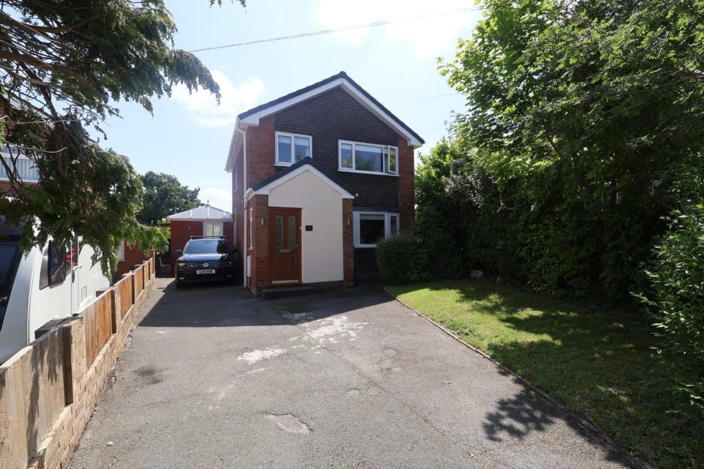 Bryn Awelon, Buckley