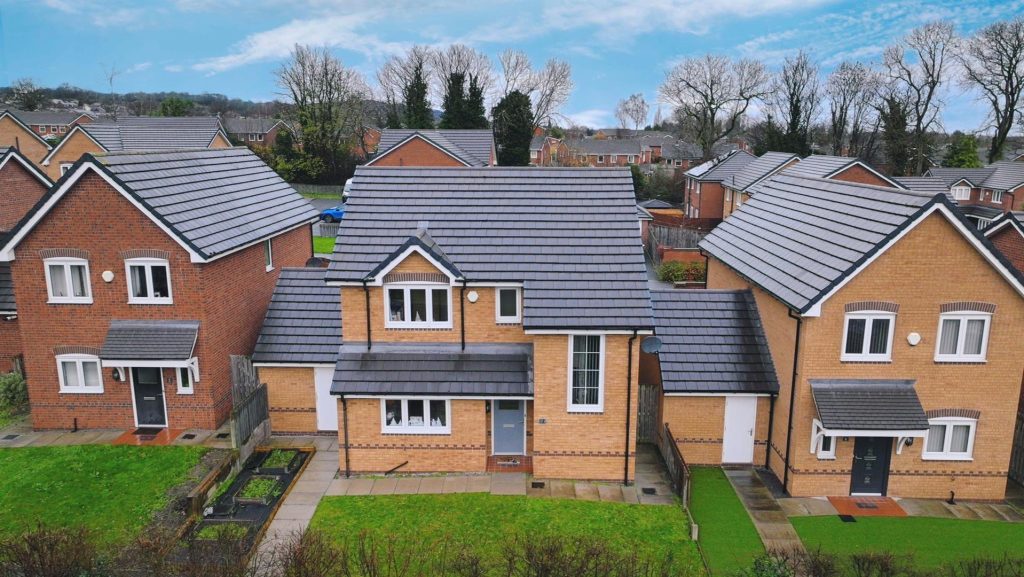 Maes Gwyrdd, Gwersyllt, Wrexham