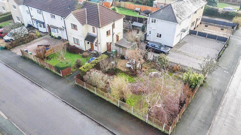 Charles Street, Chirk