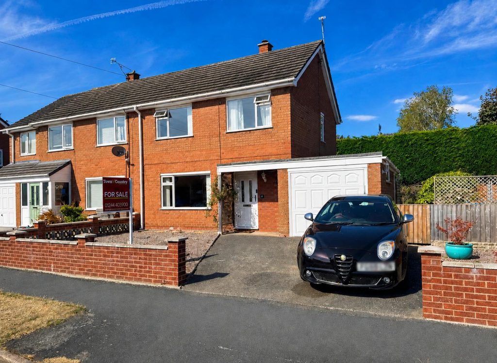Quarry Hill, Farndon, Chester