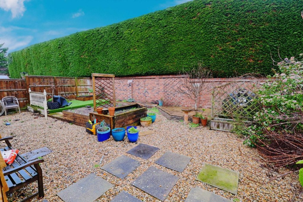 Quarry Hill, Farndon, Chester