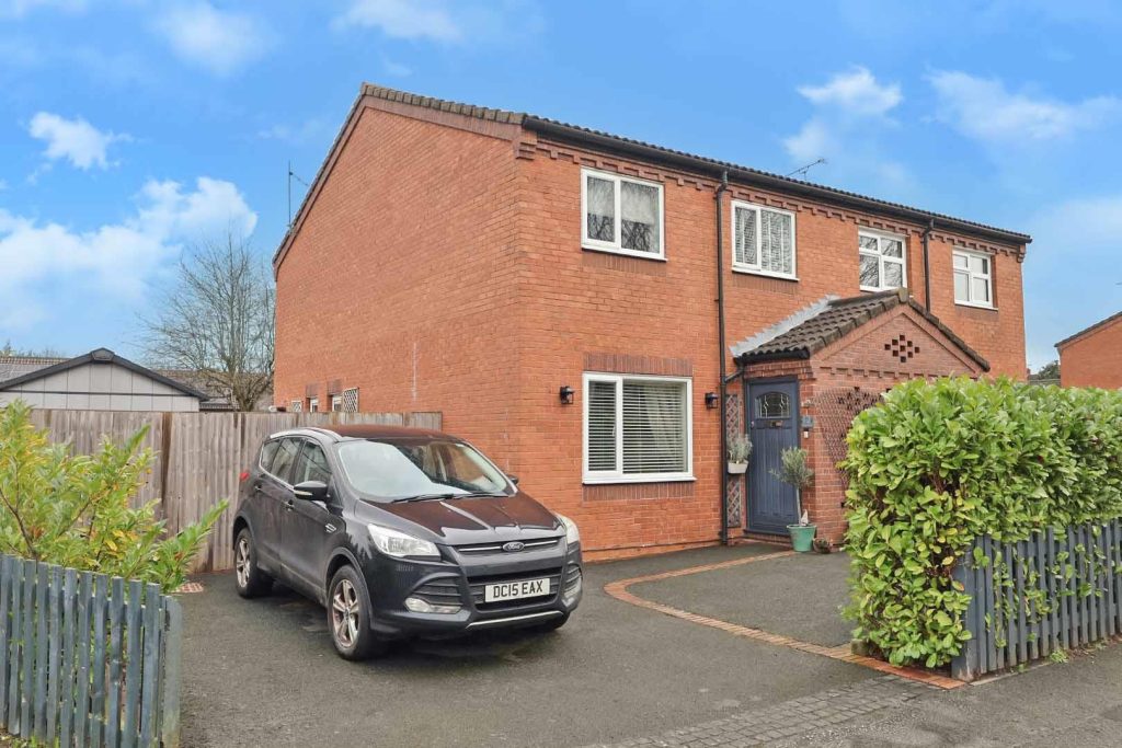 Cawdor Drive, Vicars Cross, Chester