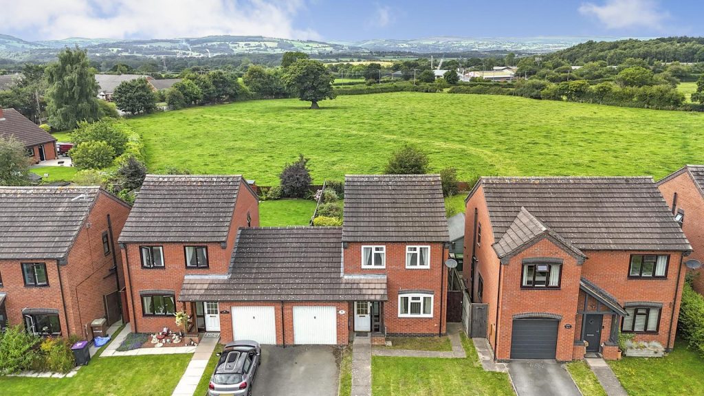 Overton Road, St. Martins