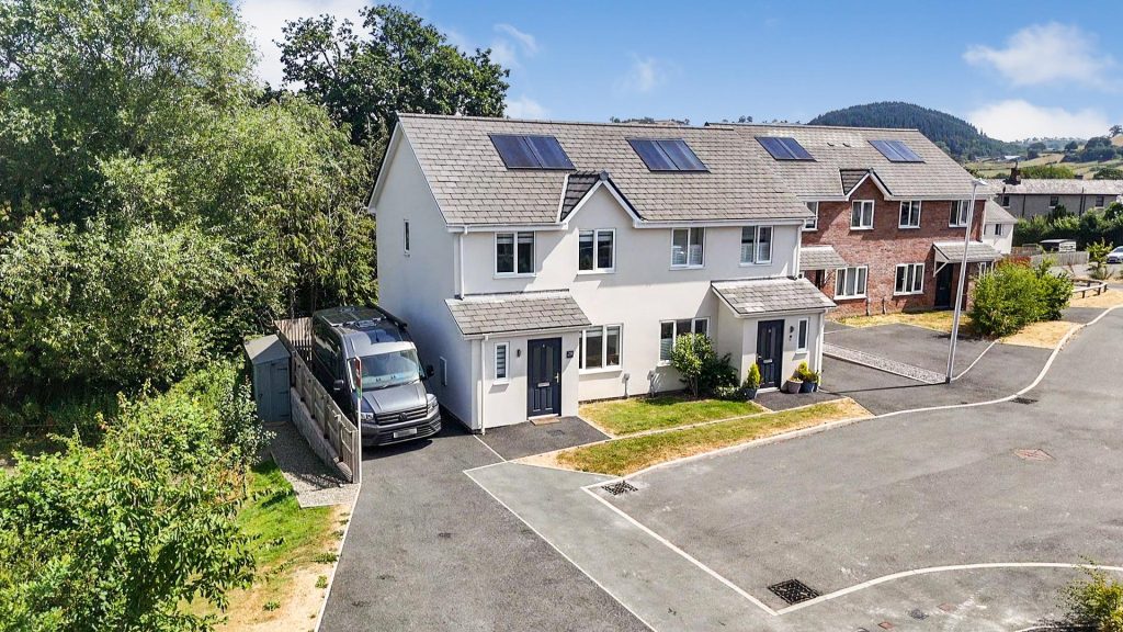 Cysgod Y Gyrn, Llansilin, Oswestry