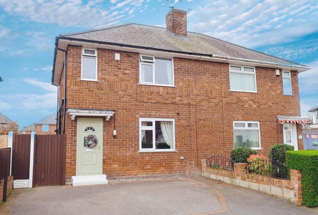 Laburnum Grove, Saltney, Chester