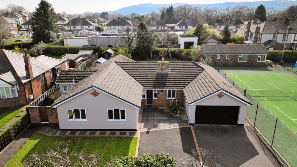 Park Lane, Penyffordd, Chester