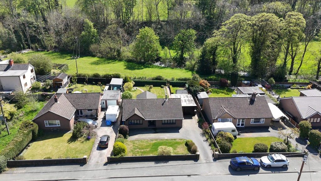 New Road, Glyn Ceiriog