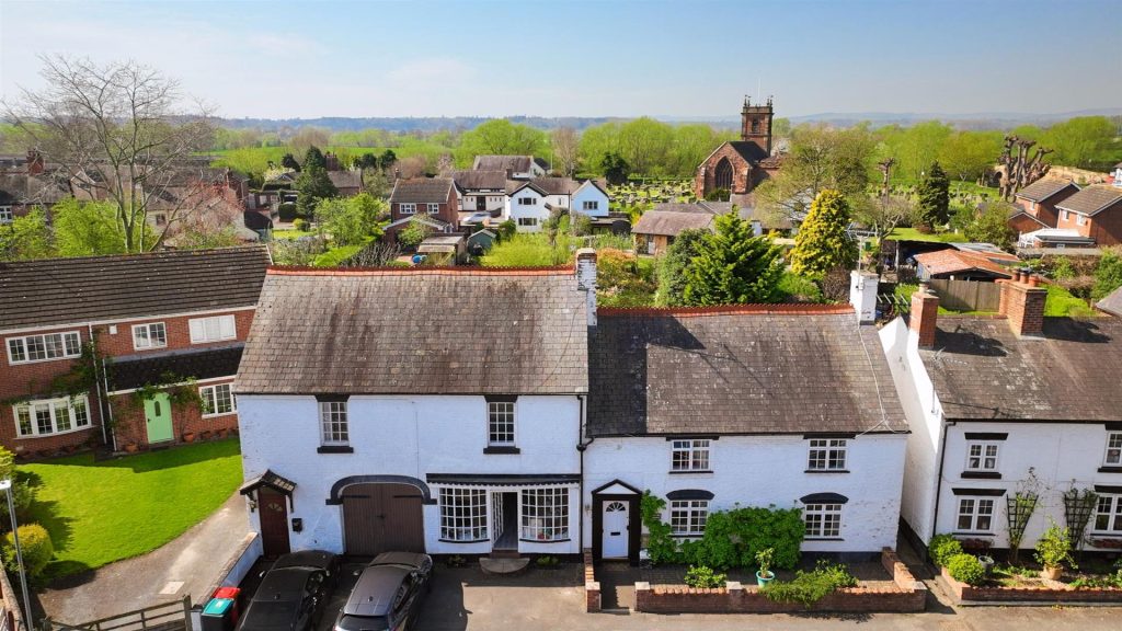 Whitchurch Road, Bangor-On-Dee, Wrexham