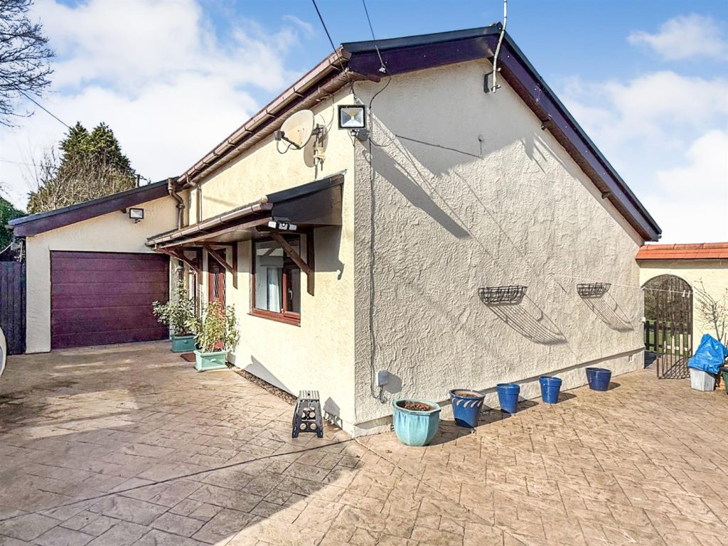 Pentre, Chirk, Wrexham