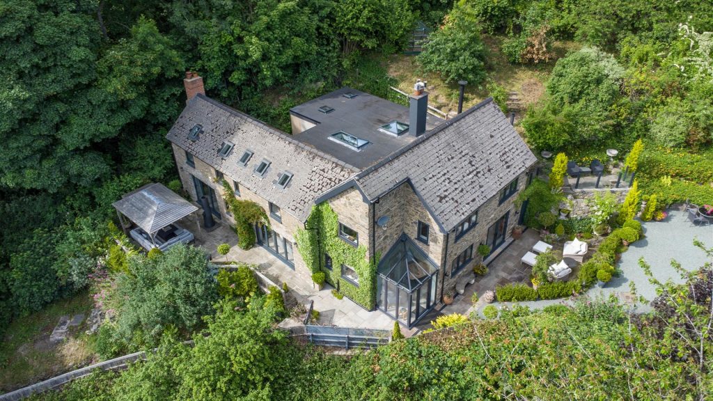 Pontfadog, Llangollen