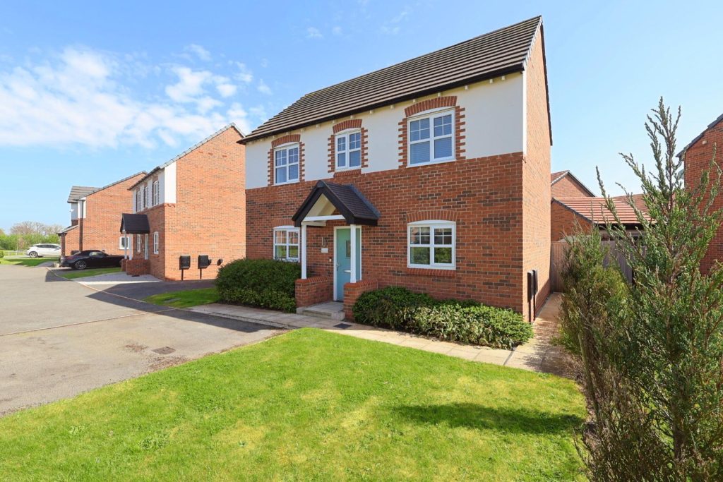 Oldham Gardens, Llay, Wrexham