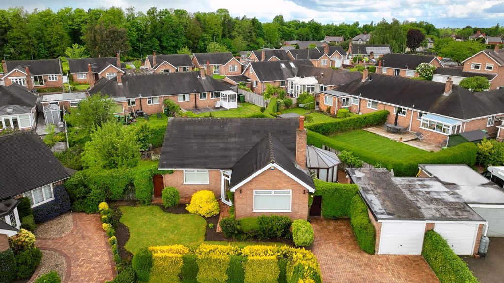 Devon Close, Wrexham