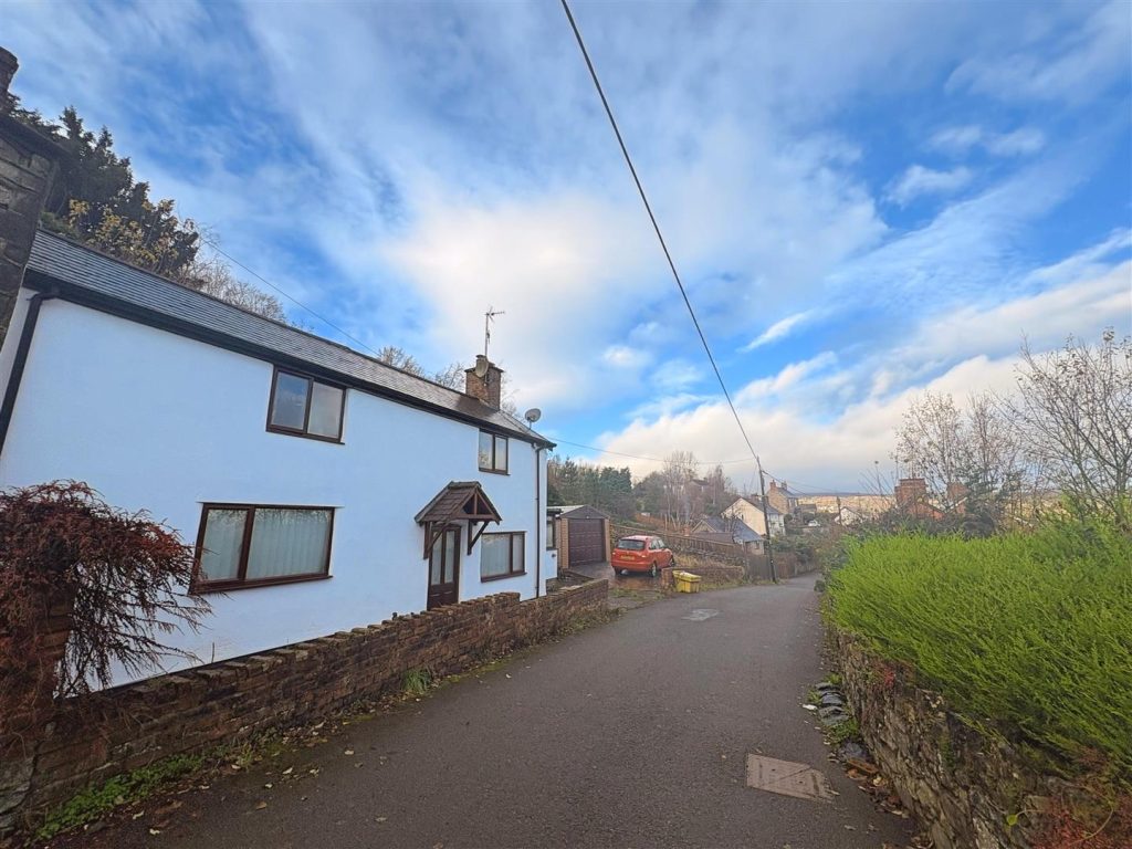 Woodlands Road, Froncysyllte, Llangollen