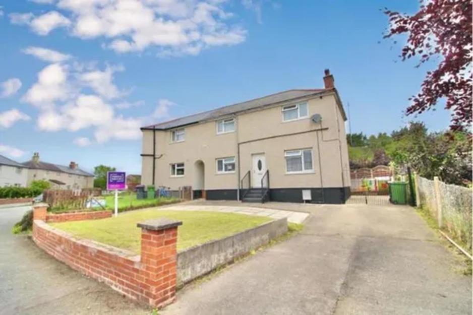 Seventh Avenue, Llay, Wrexham