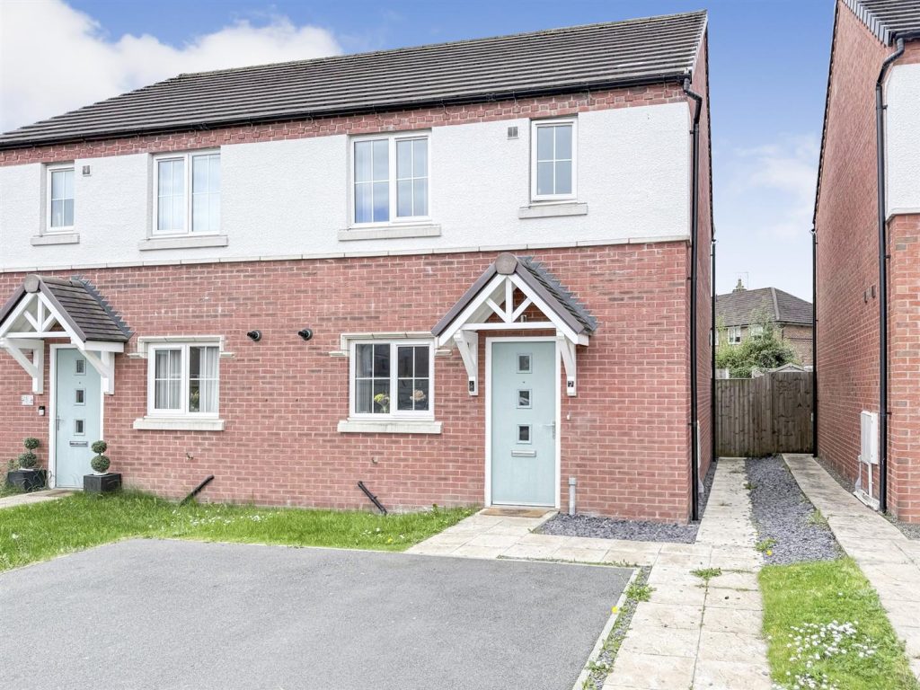 Lovett Place, Gobowen, Oswestry