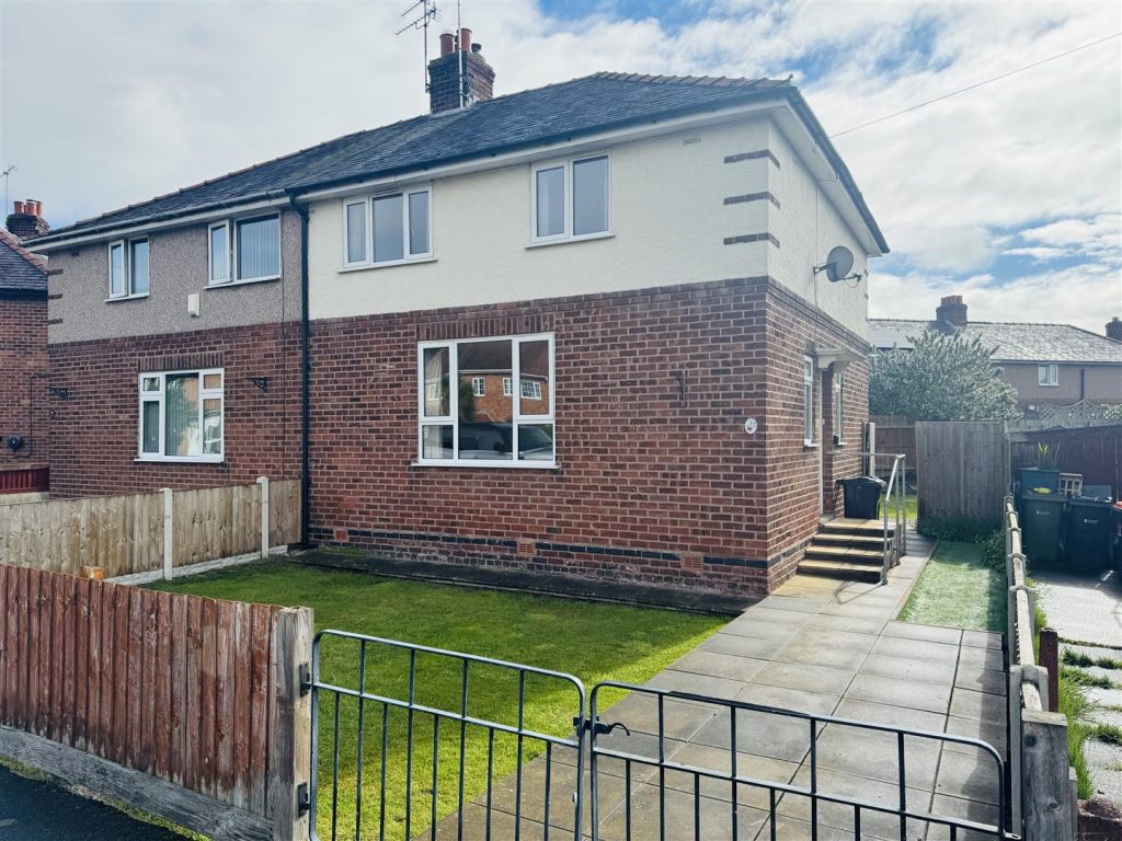 Maple Grove, Hoole, Chester