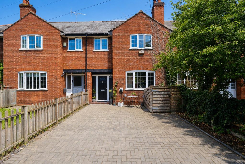Bachelors Lane, Great Boughton, Chester