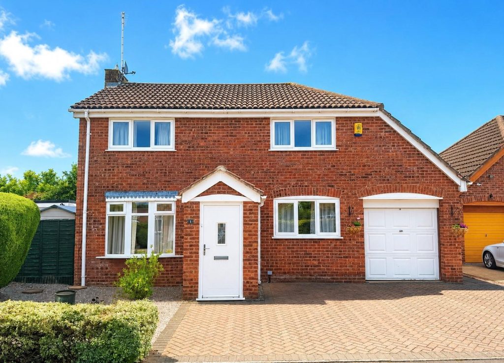 Ffordd Iorwerth, Llay, Wrexham