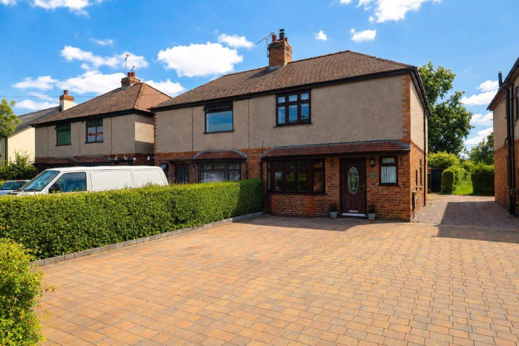 Whitchurch Road, Milton Green